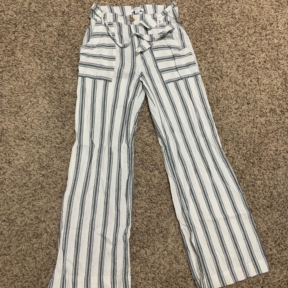 Like new, O’neill striped pants